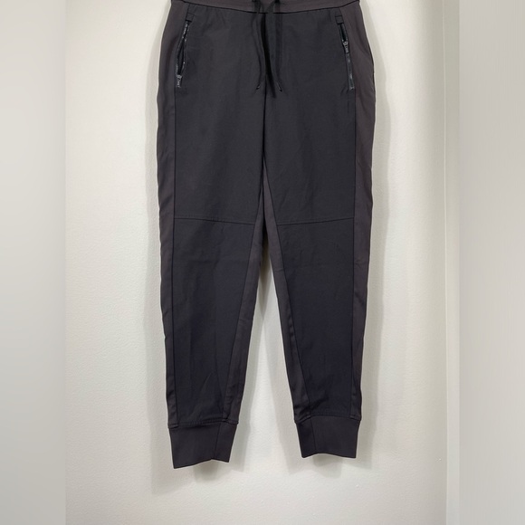 Athleta Headlands Hybrid Trek Jogger Pants Black Outdoor Hiking Travel Size 4 - Picture 3 of 13